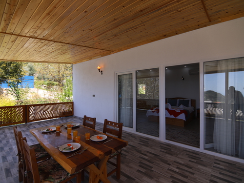  gece  -  Kasım
  | Kalkan Ordu'da Romantik Tatil: Jakuzili ve Özel Havuzlu Villa
